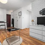 Grzybowska 6-10 By Homeprime Warszawa