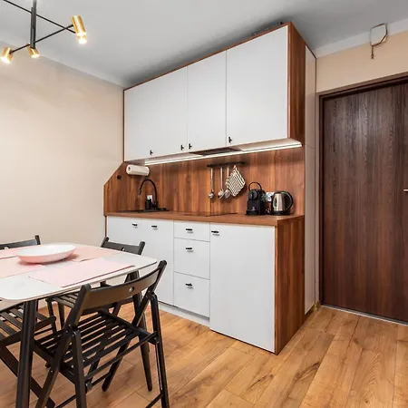 Grzybowska 6-10 By Homeprime Апартаменты