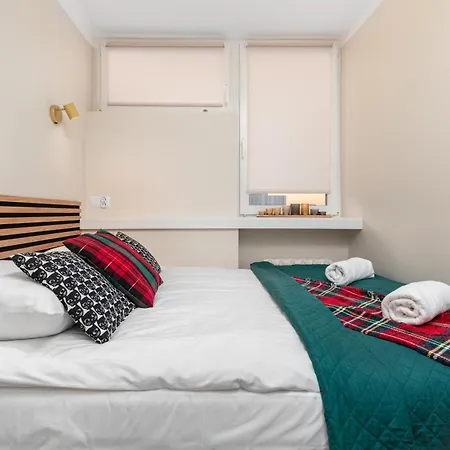 Grzybowska 6-10 By Homeprime * Варшава