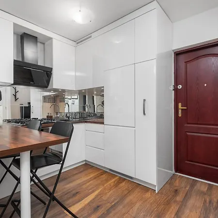 Grzybowska 6-10 By Homeprime Апартаменты