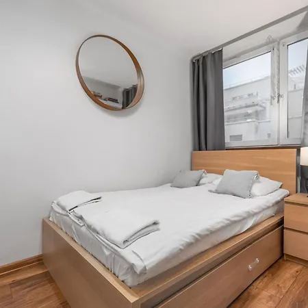 Апартаменты Grzybowska 6-10 By Homeprime *