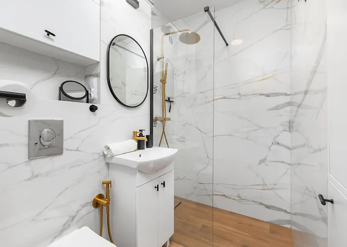 Grzybowska 6-10 By Homeprime Apartment