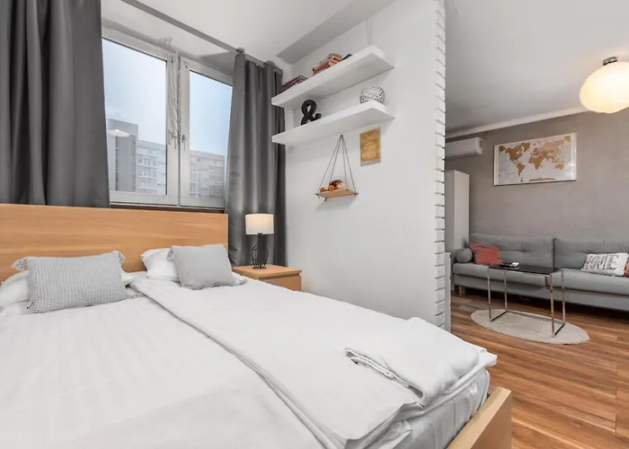 Grzybowska 6-10 By Homeprime