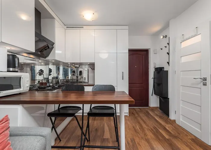 Grzybowska 6-10 By Homeprime ורשה